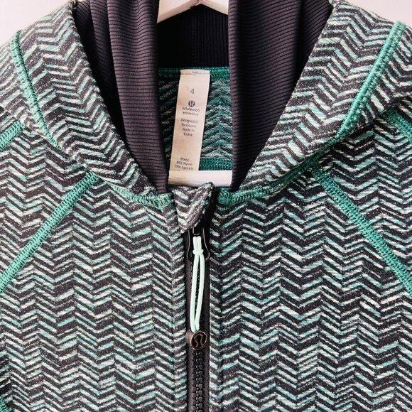 Lululemon Daily Practice Jacket, Irregular Spacebone green/black, Size 4 - Picture 7 of 10